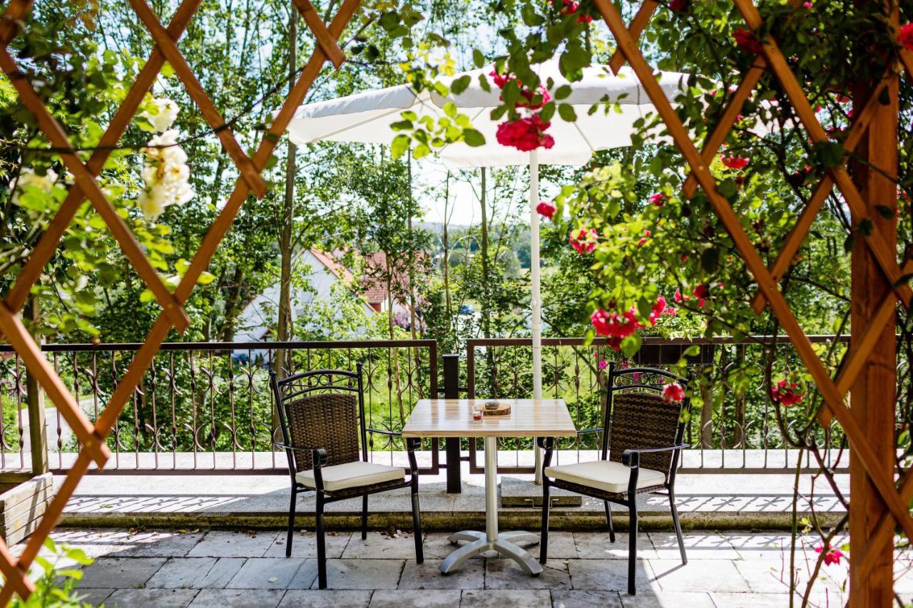 Hotel Restaurant Zwergschloesschen 게라 외부 사진