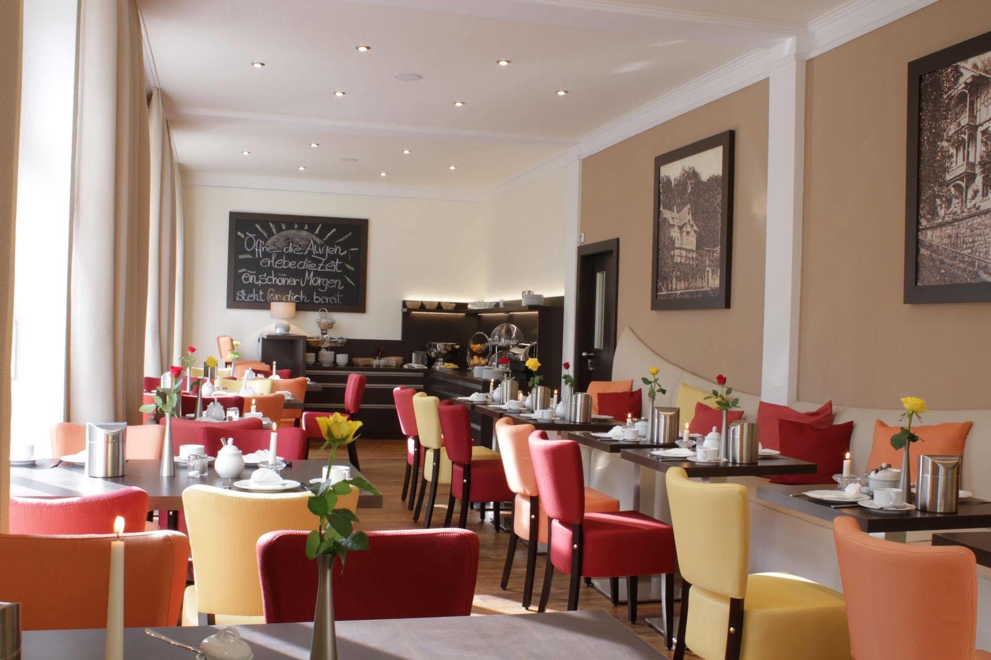 Hotel Restaurant Zwergschloesschen 게라 외부 사진